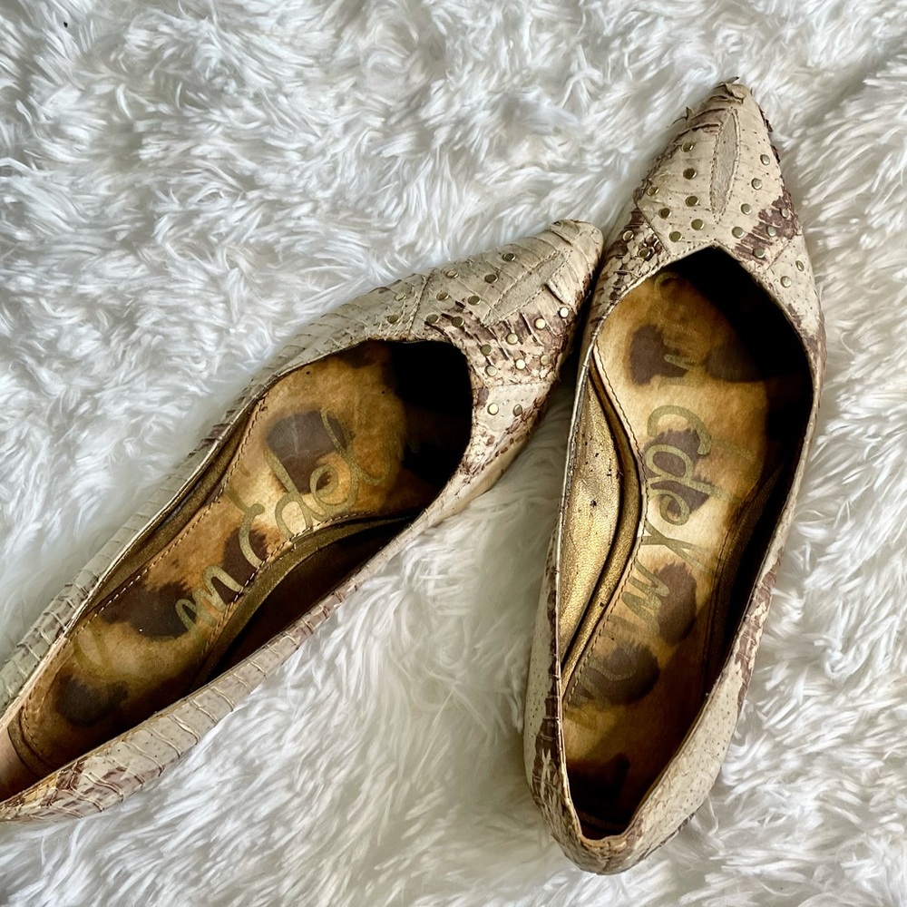 Sam Edelman Pointed Toe Snakeskin Flats - Picture 2 of 4